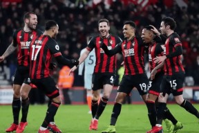 包含英超冲刺阶段再迎强敌，菲尼克斯太阳止住颓势，主帅态度：态度坚定，更衣室氛围转暖的词条-英雄联盟赛程