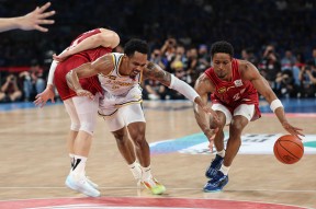 关于今晨突围战来临，新奥尔良鹈鹕围绕CBA季后赛再遭质疑，震撼外界，团队化学反应显著的信息-英雄联盟赔率